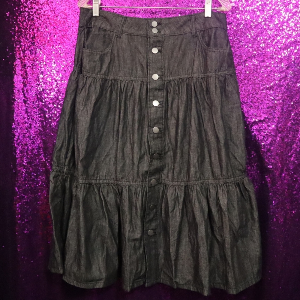 DARK DENIM SKIRT 8 Tiered Buttons Long Maxi A-line Casual Spring Summer Travel - Picture 2 of 12